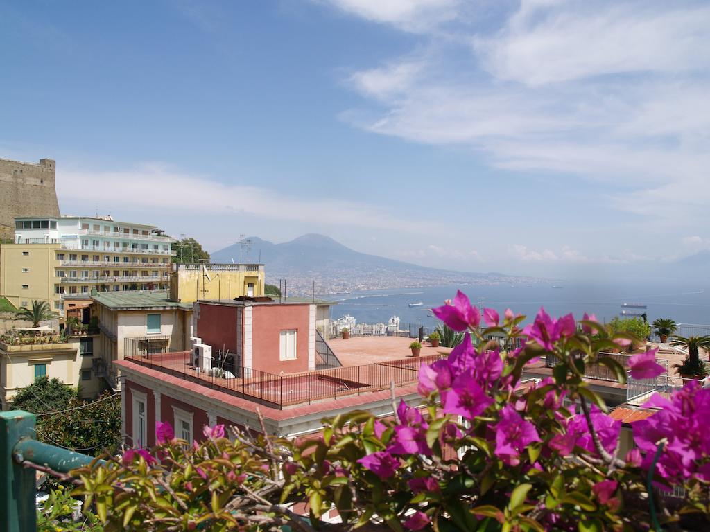 Una Terrazza Sul Golfo Napoli Exterior foto